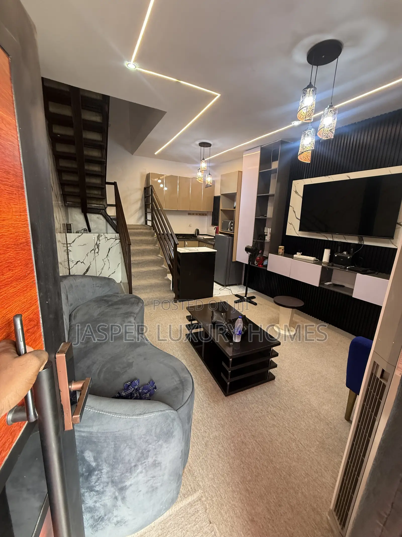 1 Bed Duplex Shortlet