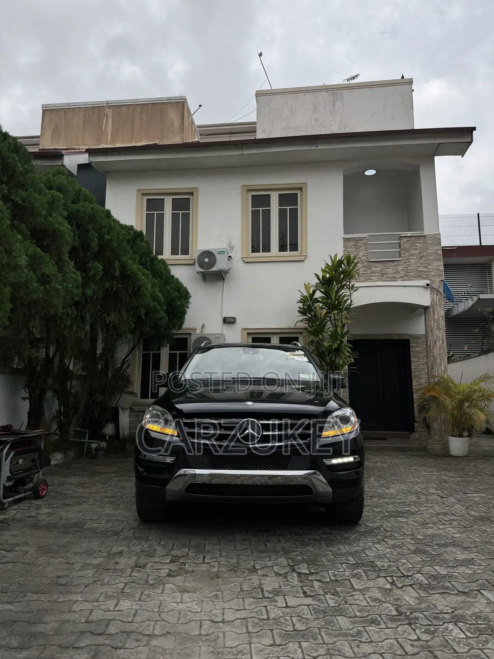 Mercedes-Benz M Class ML 350 4Matic 2012 Black