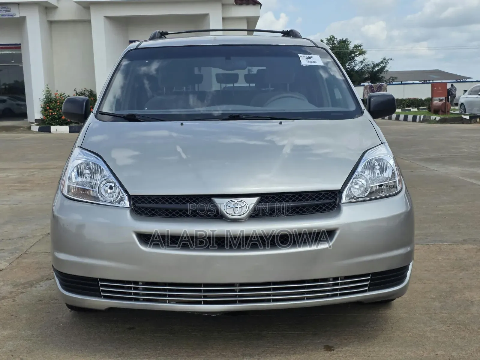 Toyota Sienna 2005 Silver