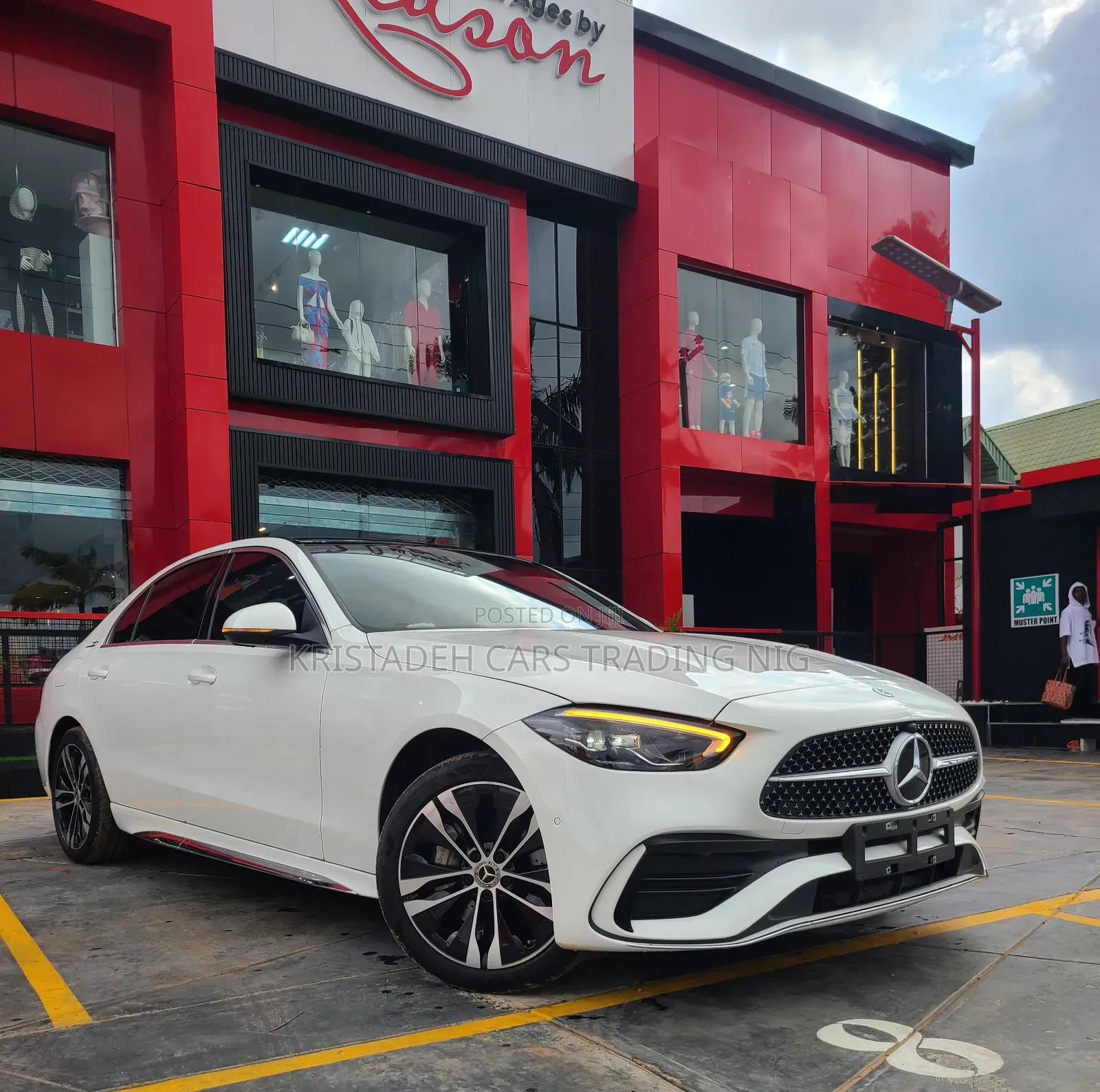 Mercedes-Benz C350 2023 White