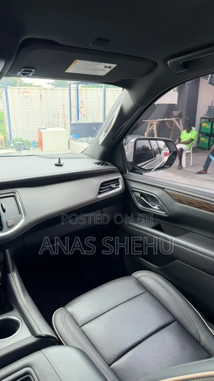 Chevrolet Tahoe 4WD 4dr Premier 2025 Gray