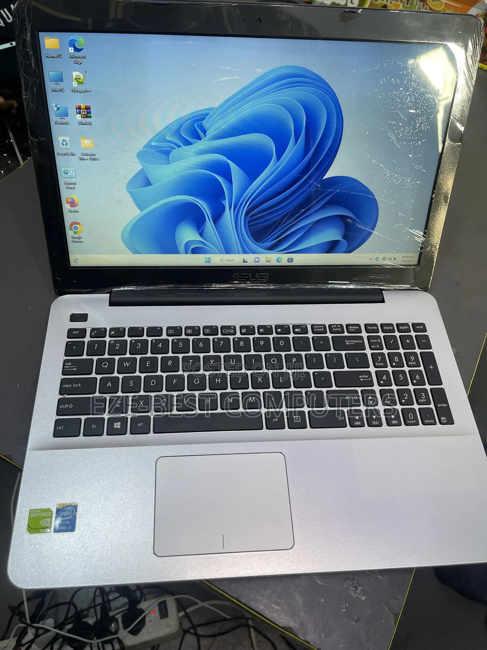 Laptop Asus X555LA 8GB Intel Core i5 SSD 128GB
