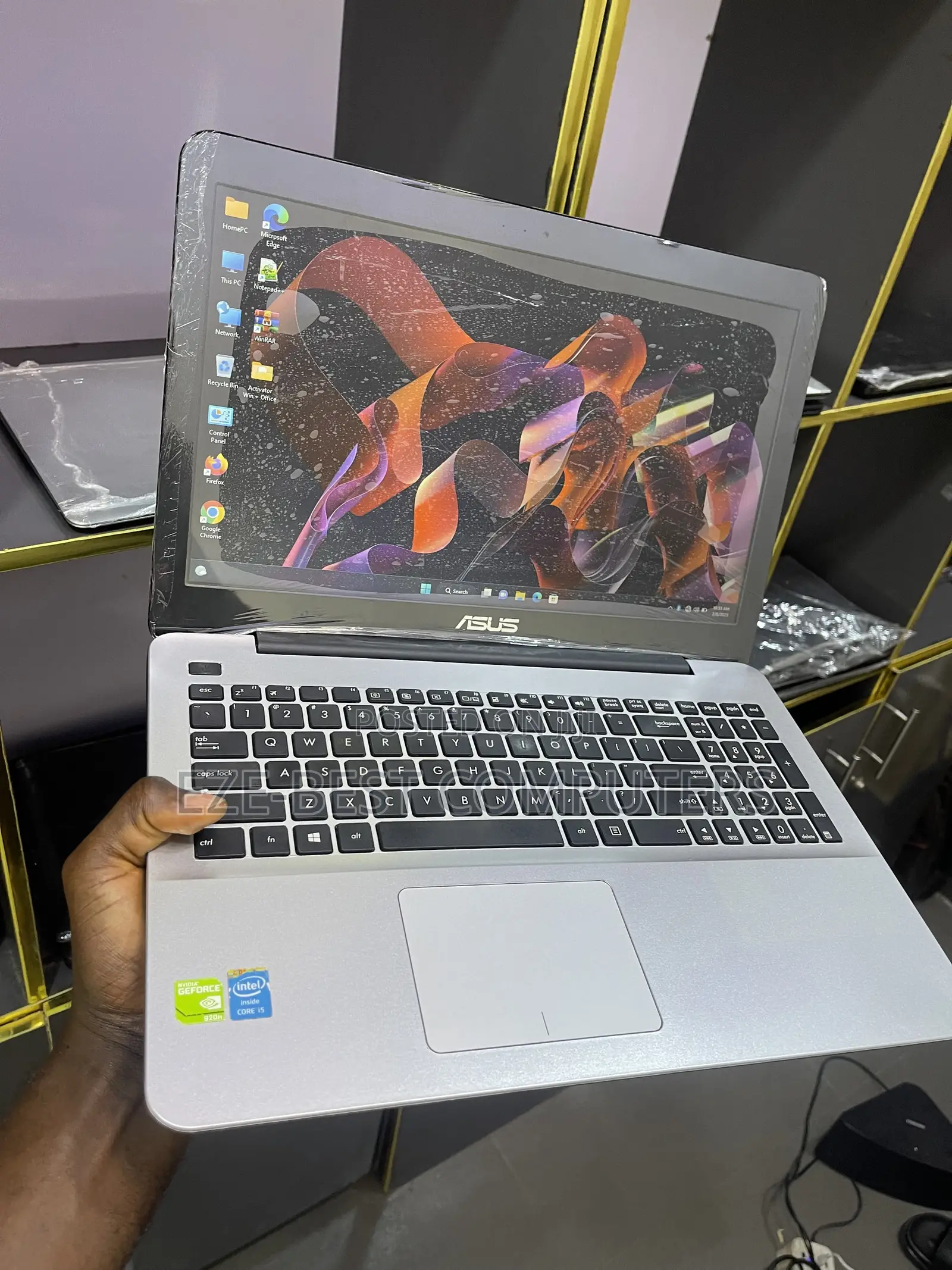 Laptop Asus X555LA 8GB Intel Core i5 SSD 128GB