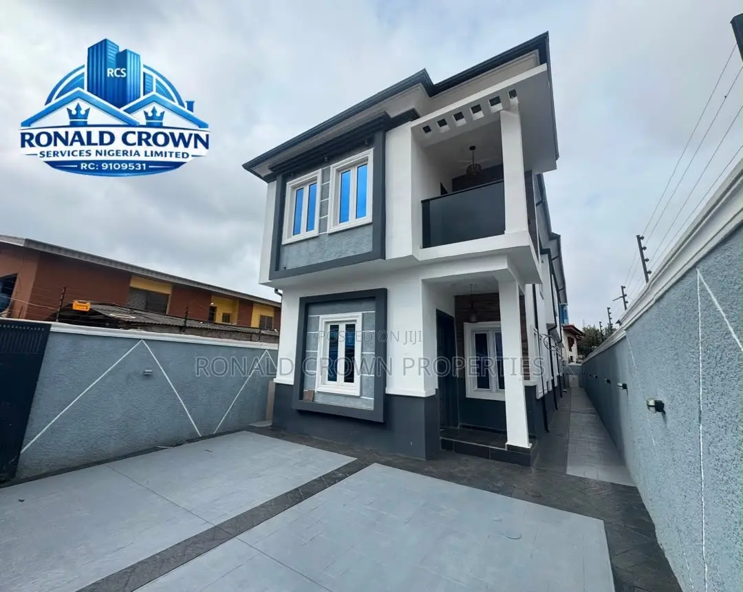 4bdrm Duplex in Ogba for sale