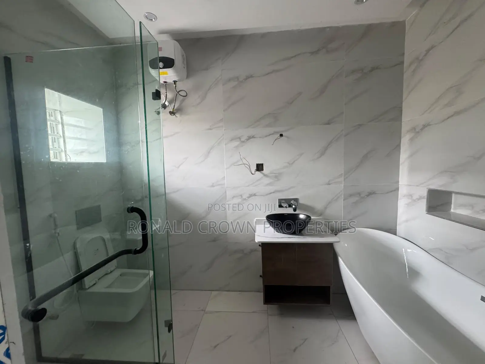 4bdrm Duplex in Ogba for sale