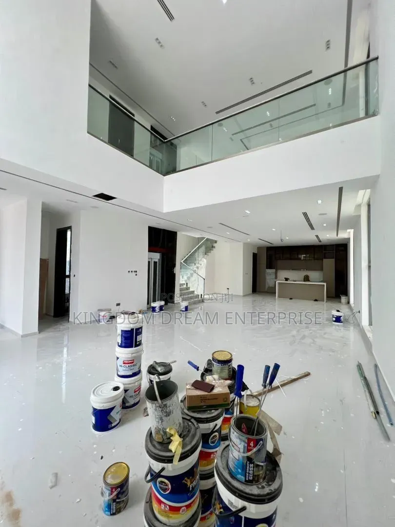 5bdrm House in Ikoyi Lagos for sale
