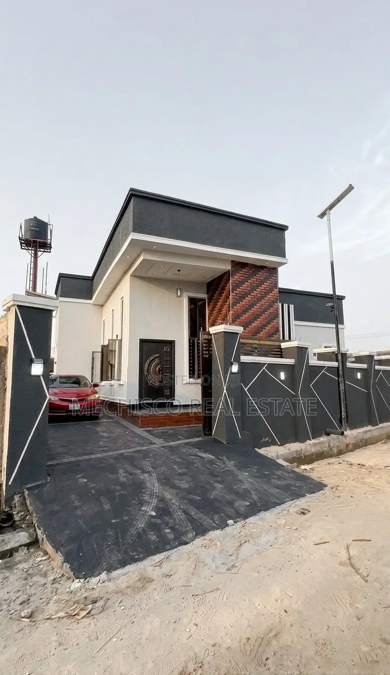 3bdrm Bungalow in Ruuodomaya for sale