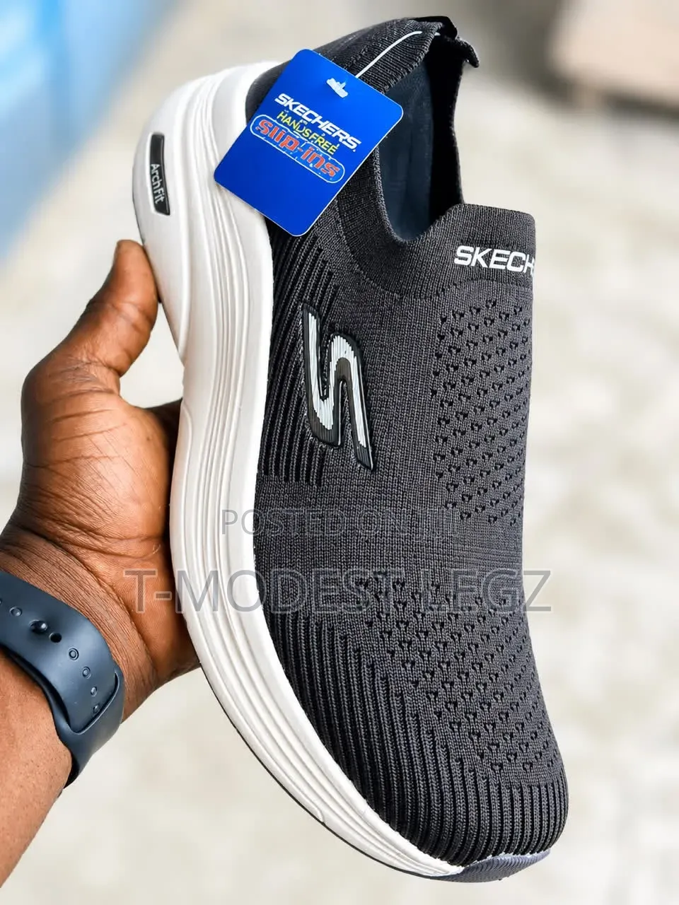 Skechers Hands Free Slip-Ins Arch Fit Athletic Shoes