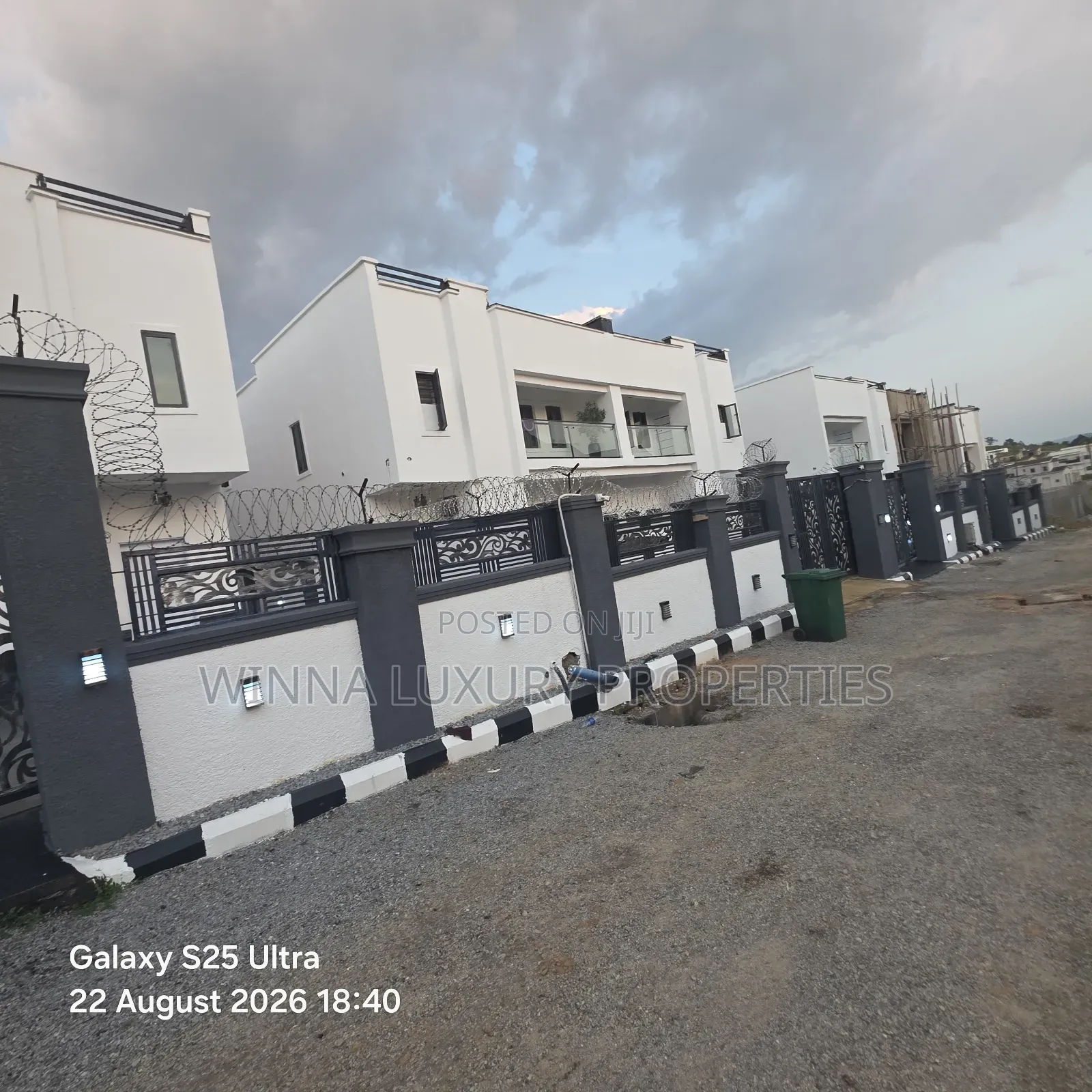 4bdrm Duplex in Nuga Luxury Estate, Lugbe District for sale