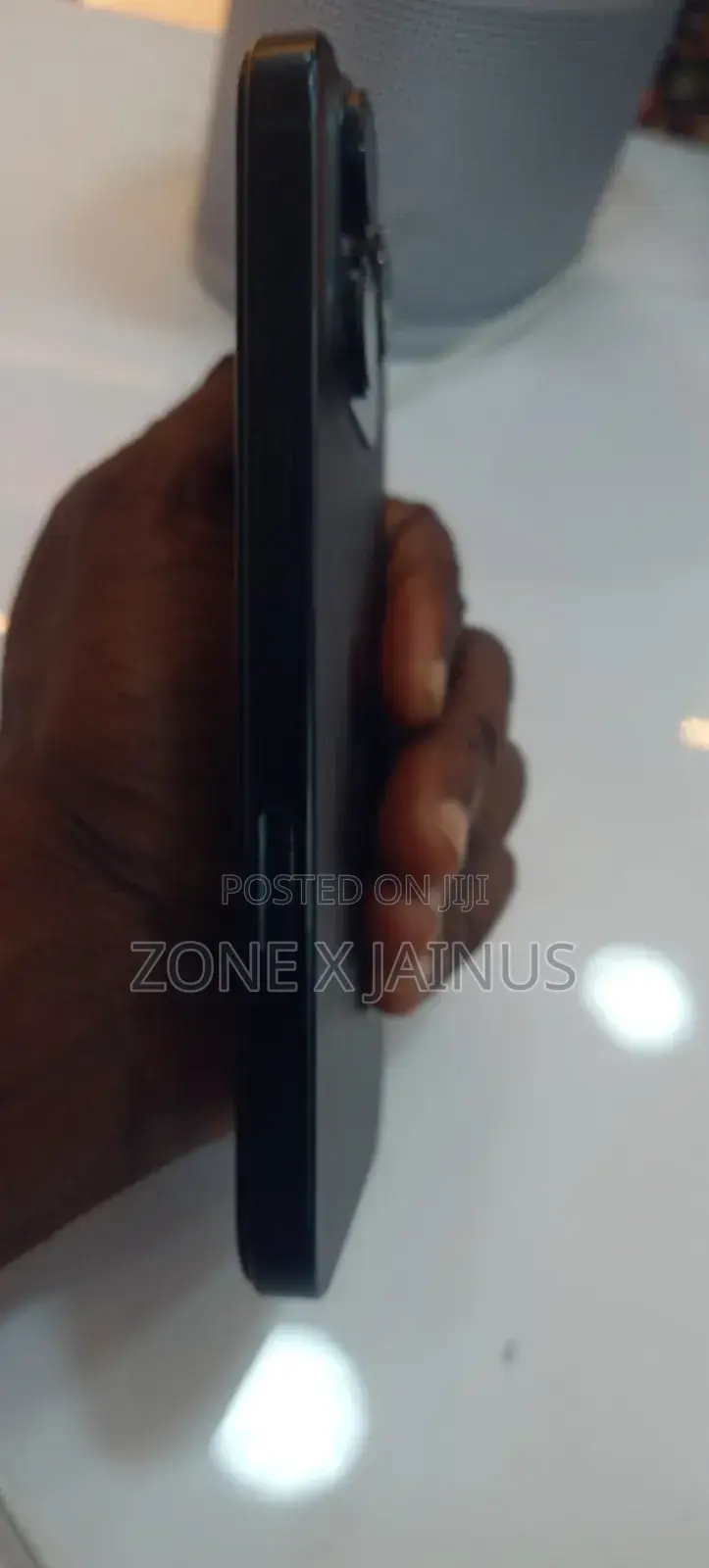 Apple iPhone 16 Pro 128 GB Gray