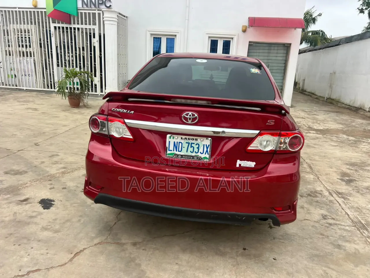 Toyota Corolla 2013 Red