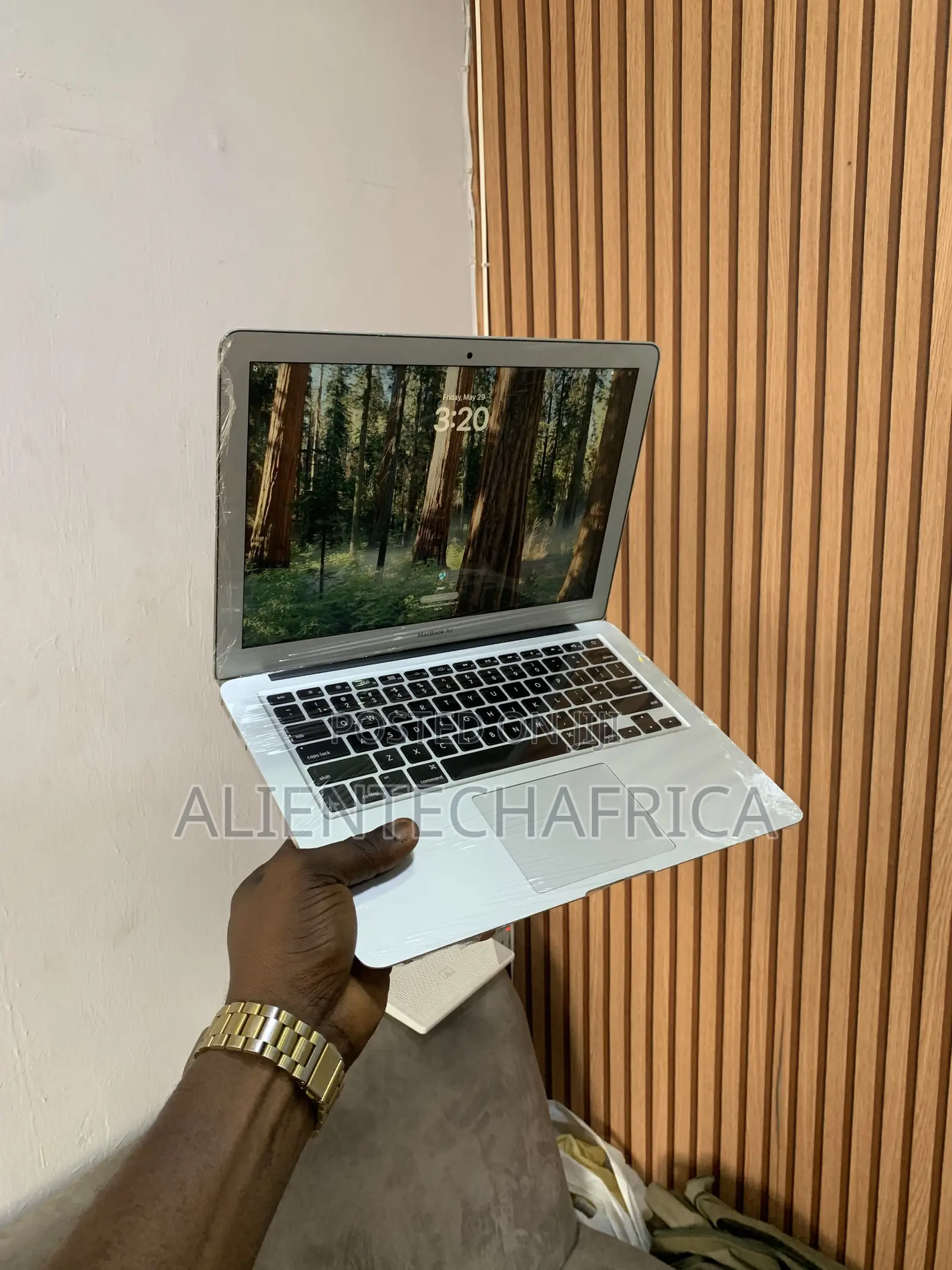 Laptop Apple MacBook Air 2017 8GB Intel Core i7 SSD 256GB