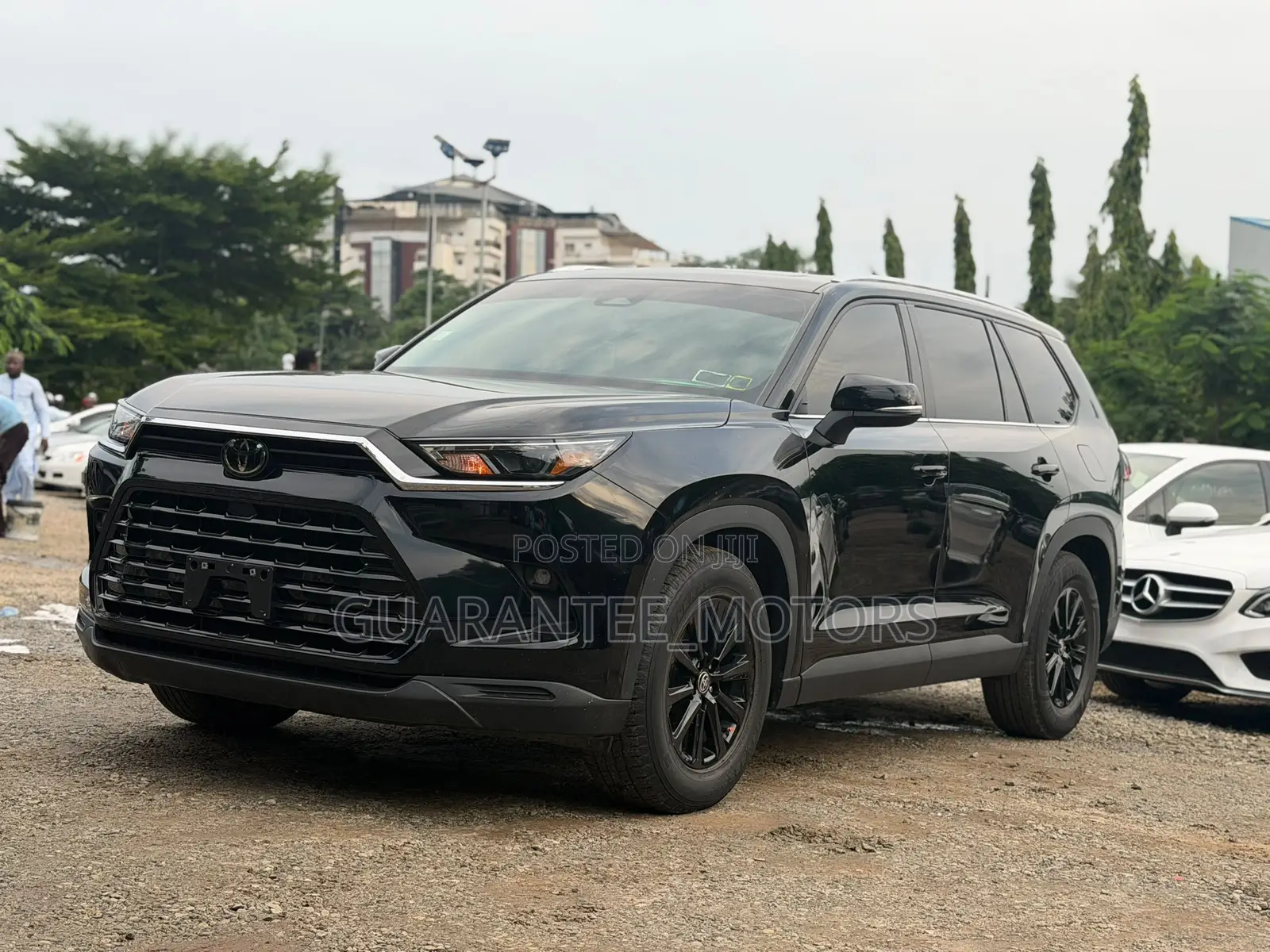 Toyota Highlander 2024 Black