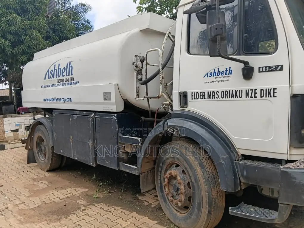 Mercedes 15000liters Meter Truck