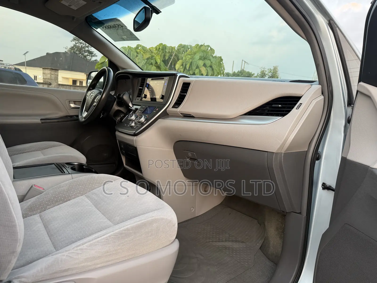 Toyota Sienna LE 8-Passenger 4dr Minivan (3.5L 6cyl 6A) 2015 Blue