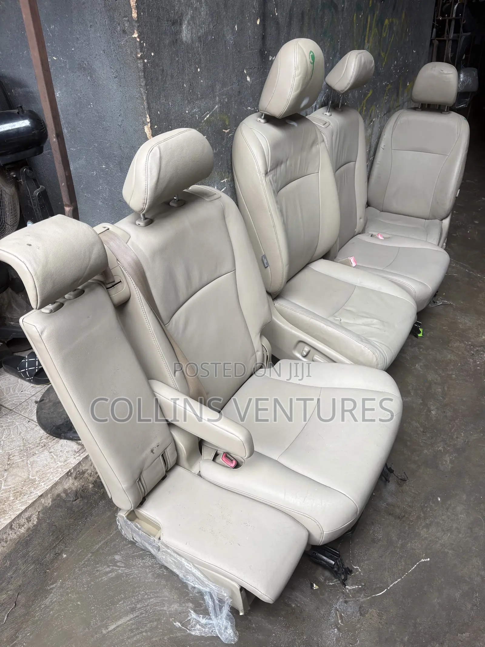 Complete Seat Toyota Highlander 2008-12 Available