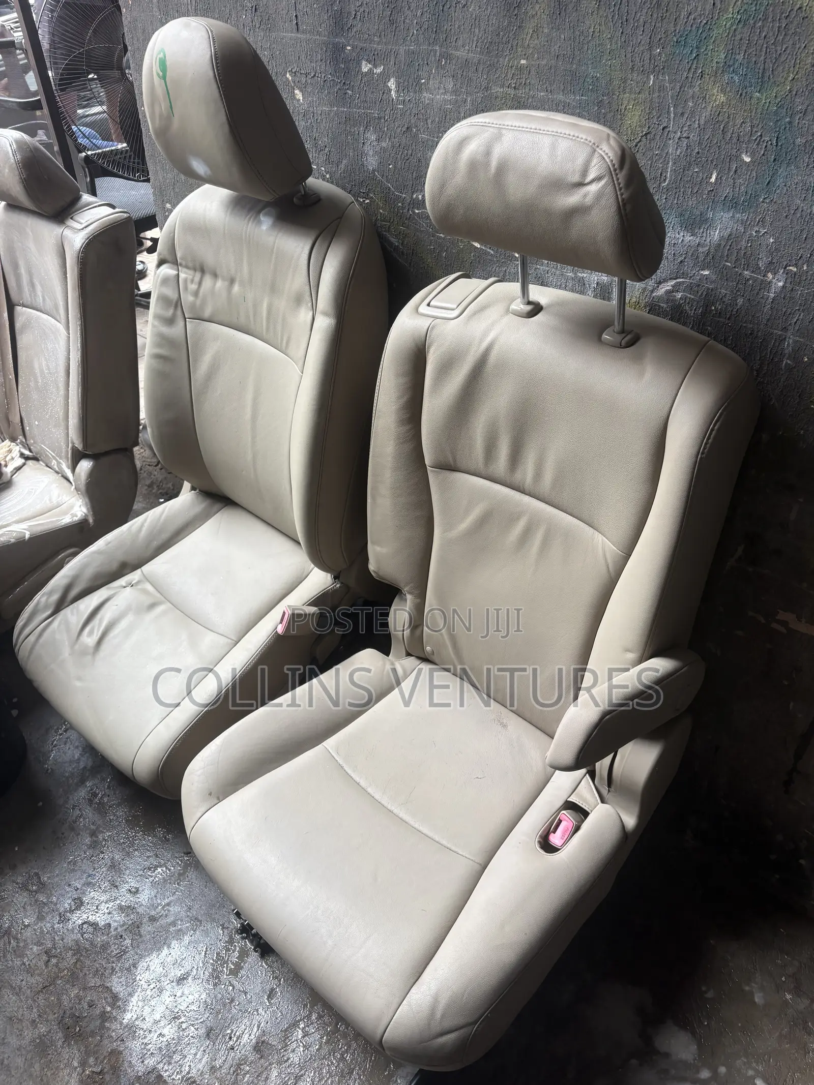 Complete Seat Toyota Highlander 2008-12 Available