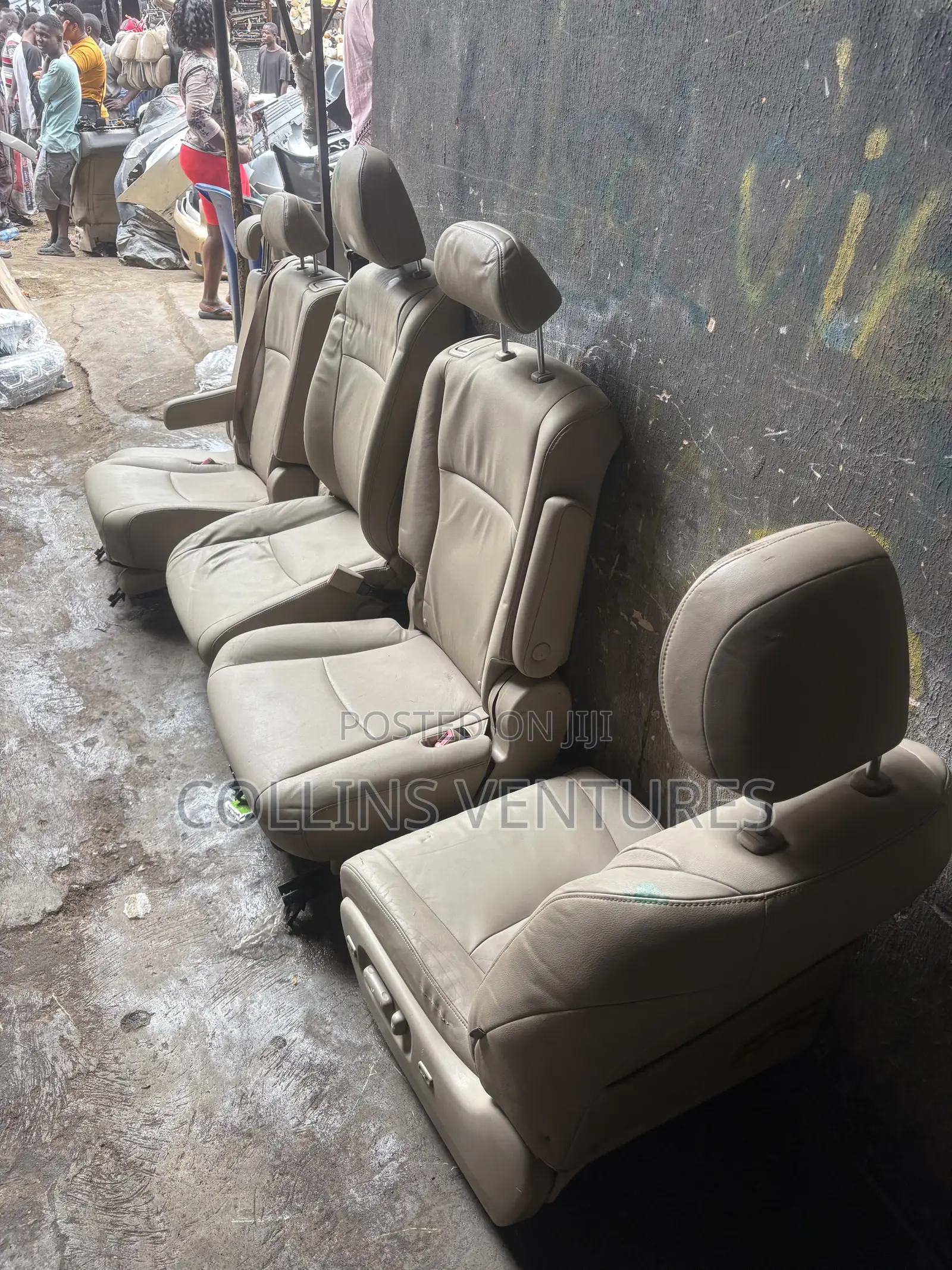 Complete Seat Toyota Highlander 2008-12 Available
