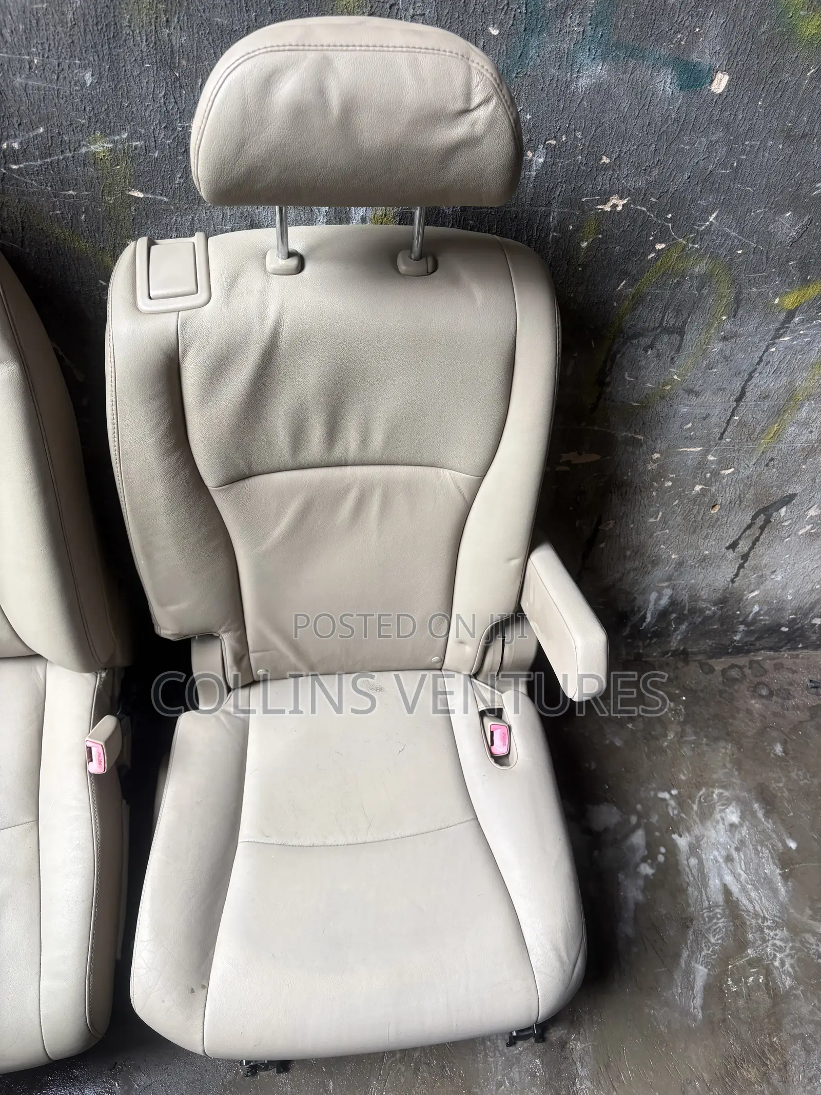 Complete Seat Toyota Highlander 2008-12 Available
