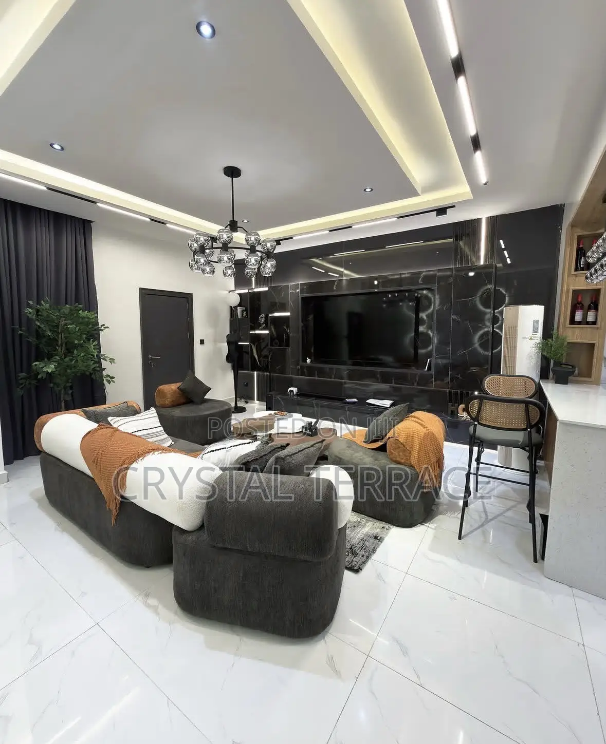 Luxurious 2 Bedroom Apartment Shortlet in Lekki