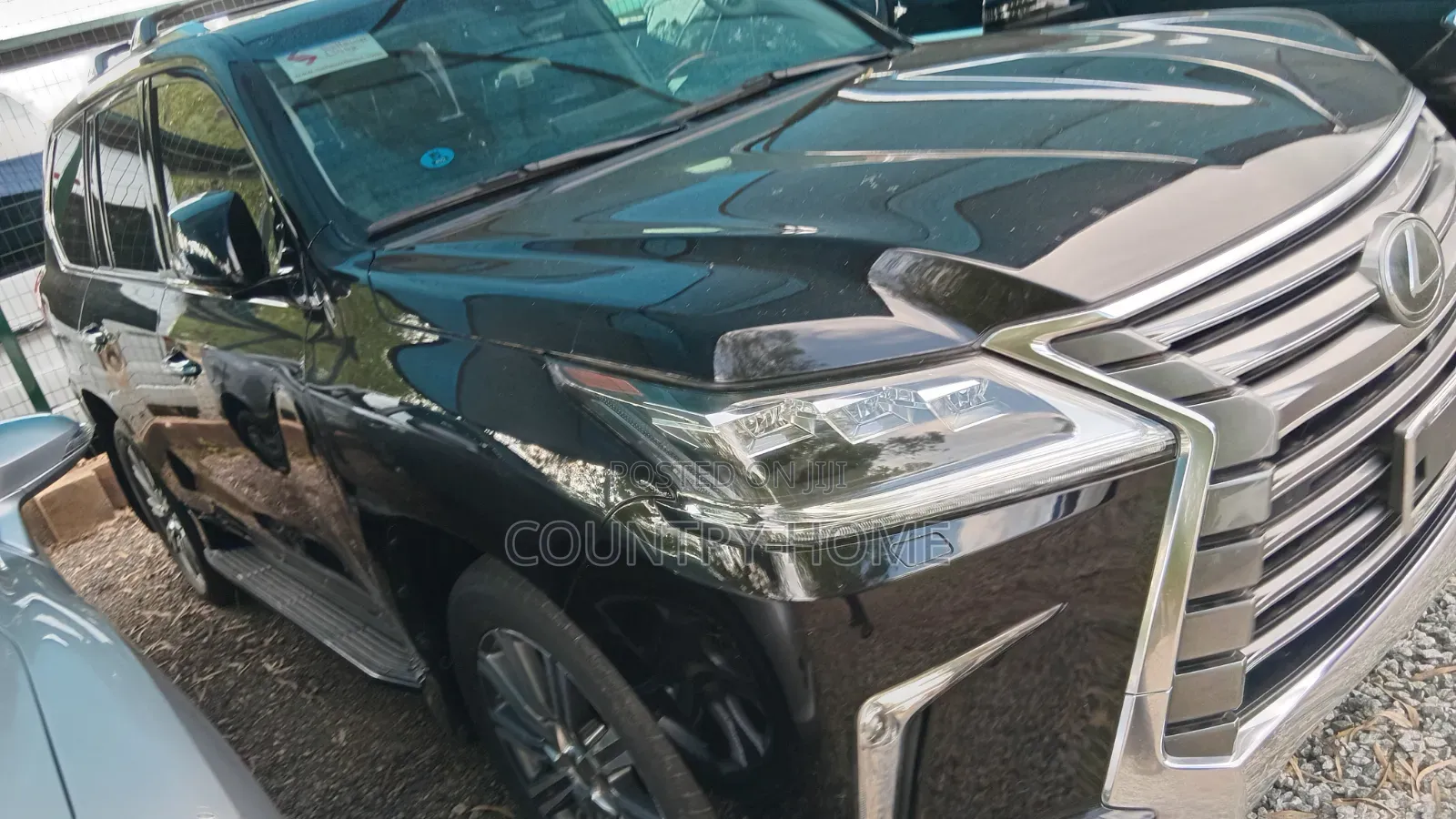 Lexus LX 570 (5 seats) AWD 2017 Matt Black