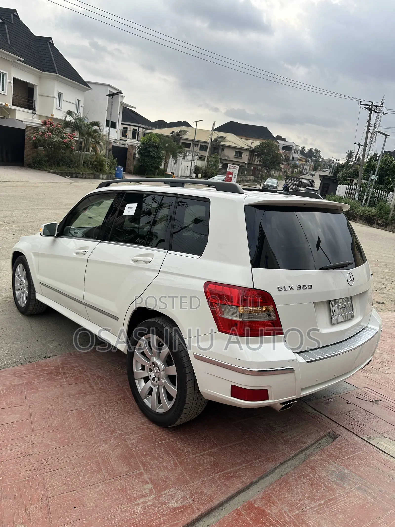 Mercedes-Benz GLK-Class 350 4MATIC 2011 White