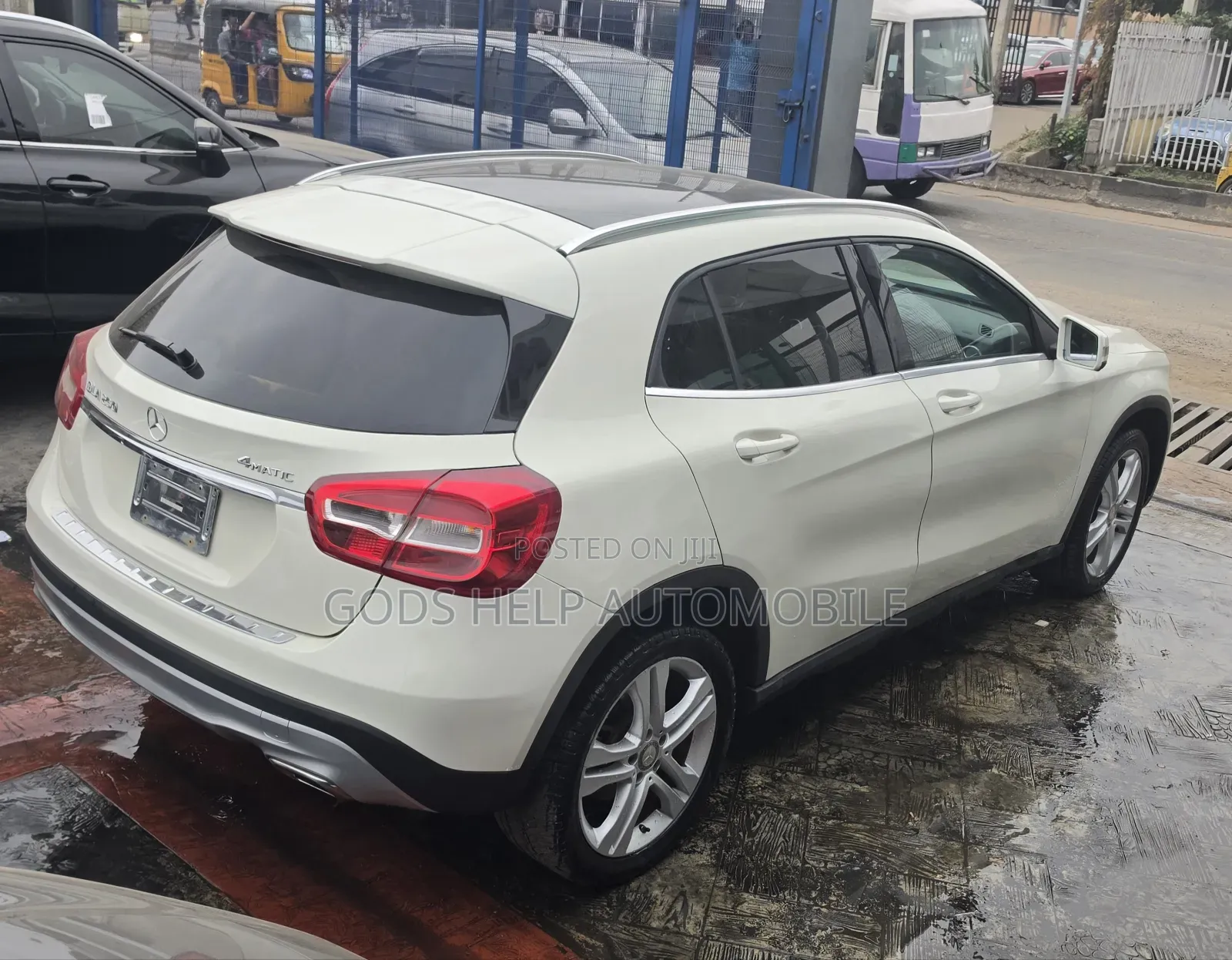 Mercedes-Benz GLA 250 2015 White