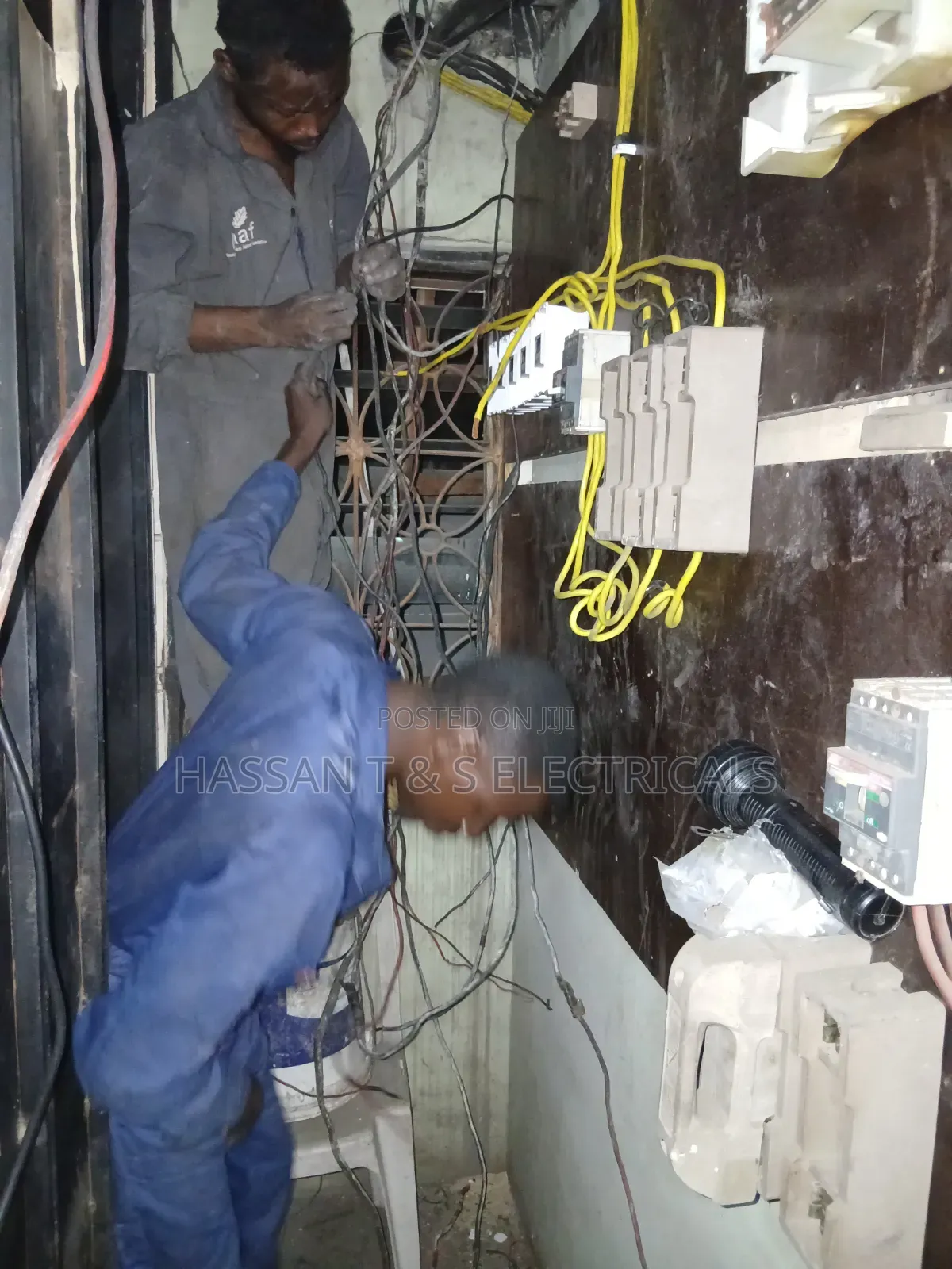 Professional Electrician | CCTV Installation | Solar Installation