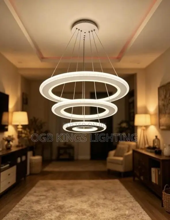 Chandelier Black and White