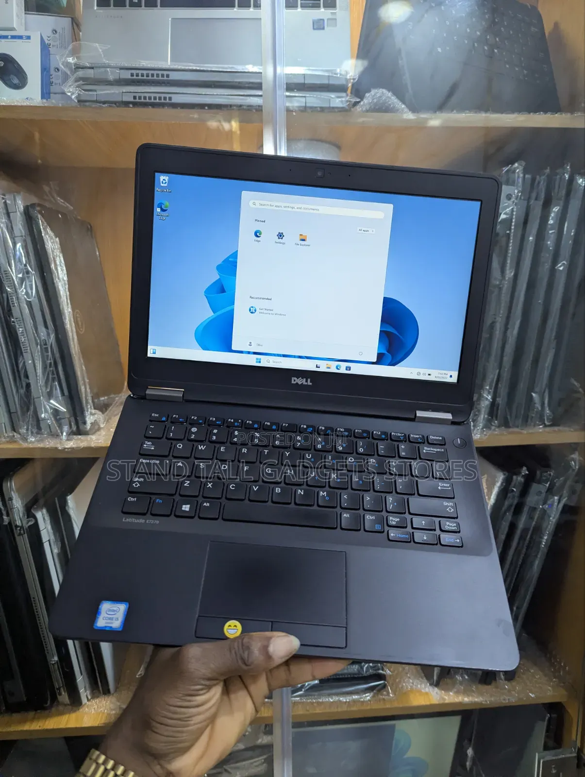 Laptop Dell Latitude E7270 8GB Intel Core i5 SSD 256GB