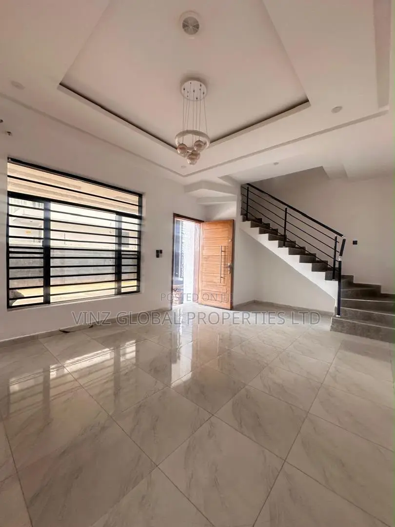 4bdrm Duplex in Lekki for rent