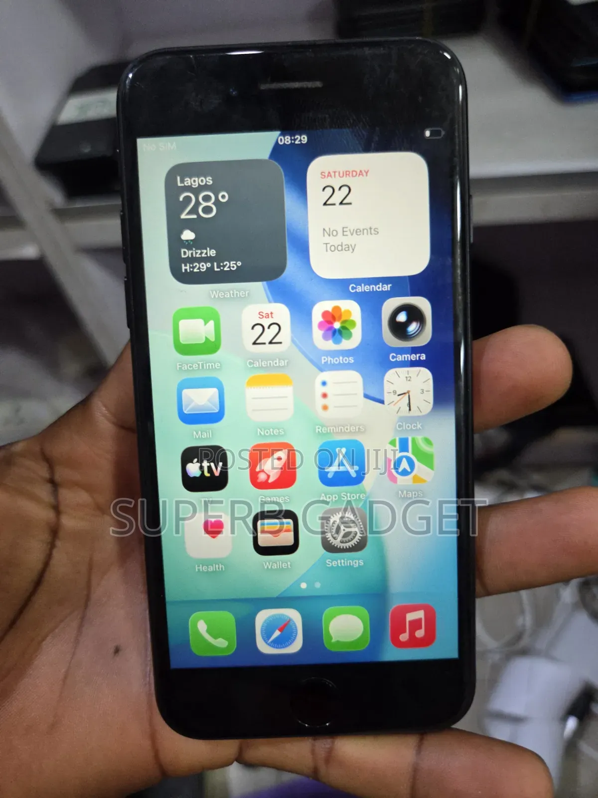 Apple iPhone SE (2020) 64 GB Black