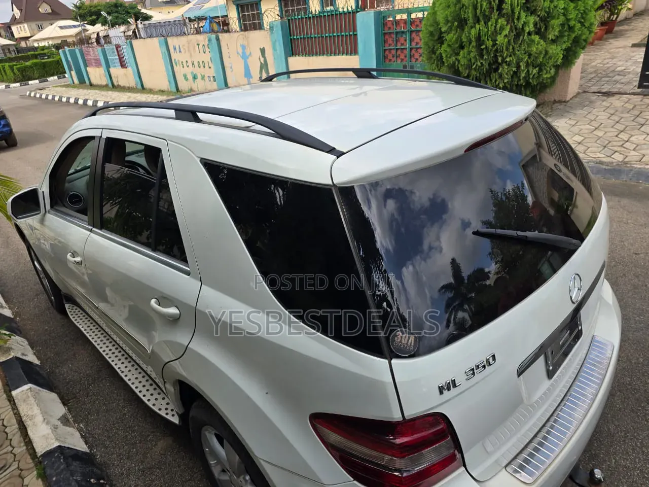 Mercedes-Benz M Class 2011 White