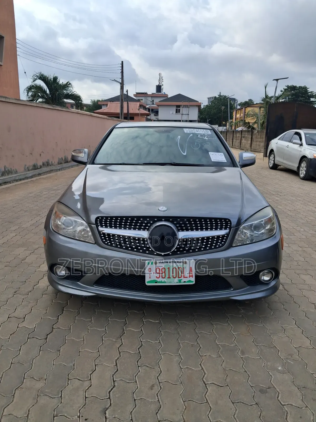 Mercedes-Benz C300 2008 Gray