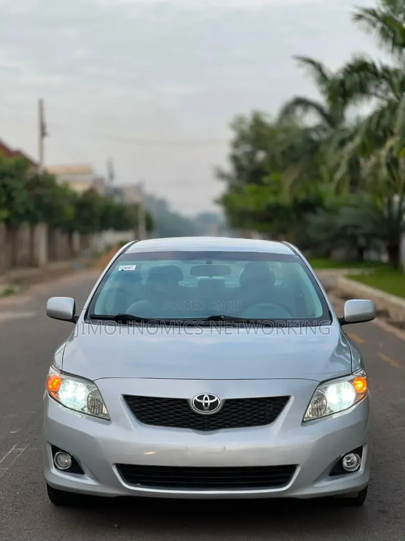 Toyota Corolla 2008 Gray