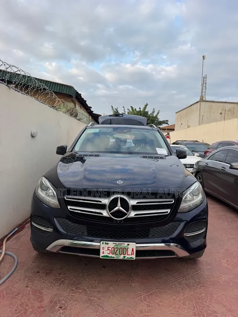 Mercedes-Benz GLE-Class 2017 Blue