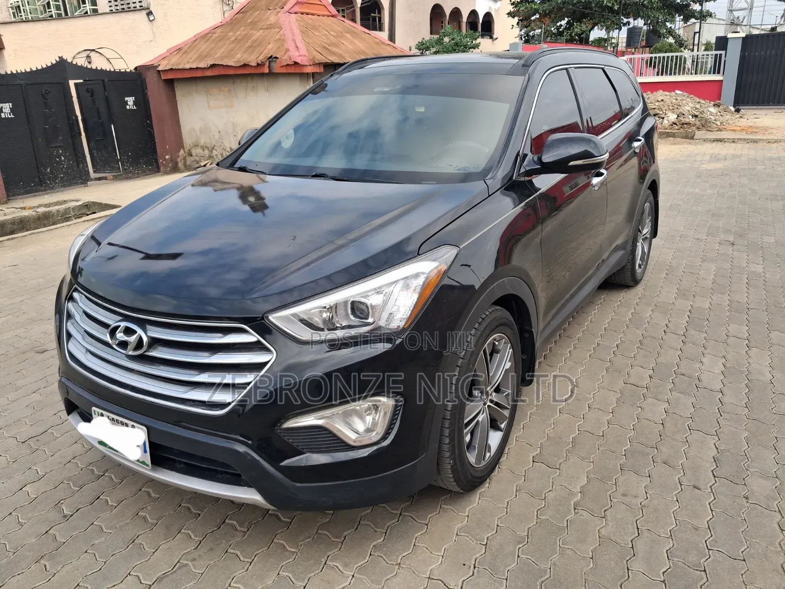 Hyundai Santa Fe 2016 Black