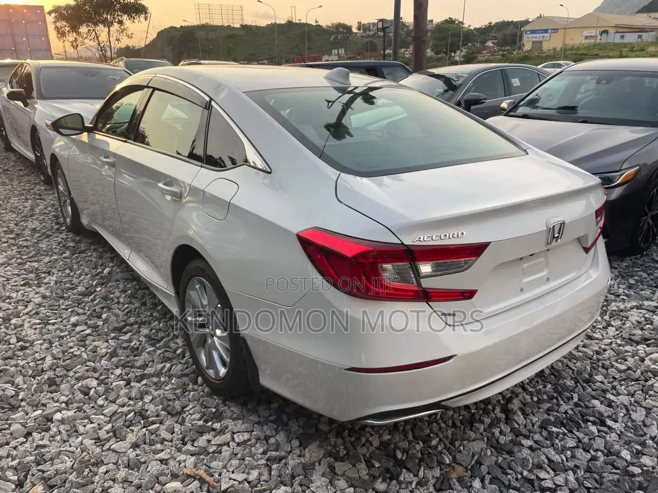 Honda Accord 2018 White