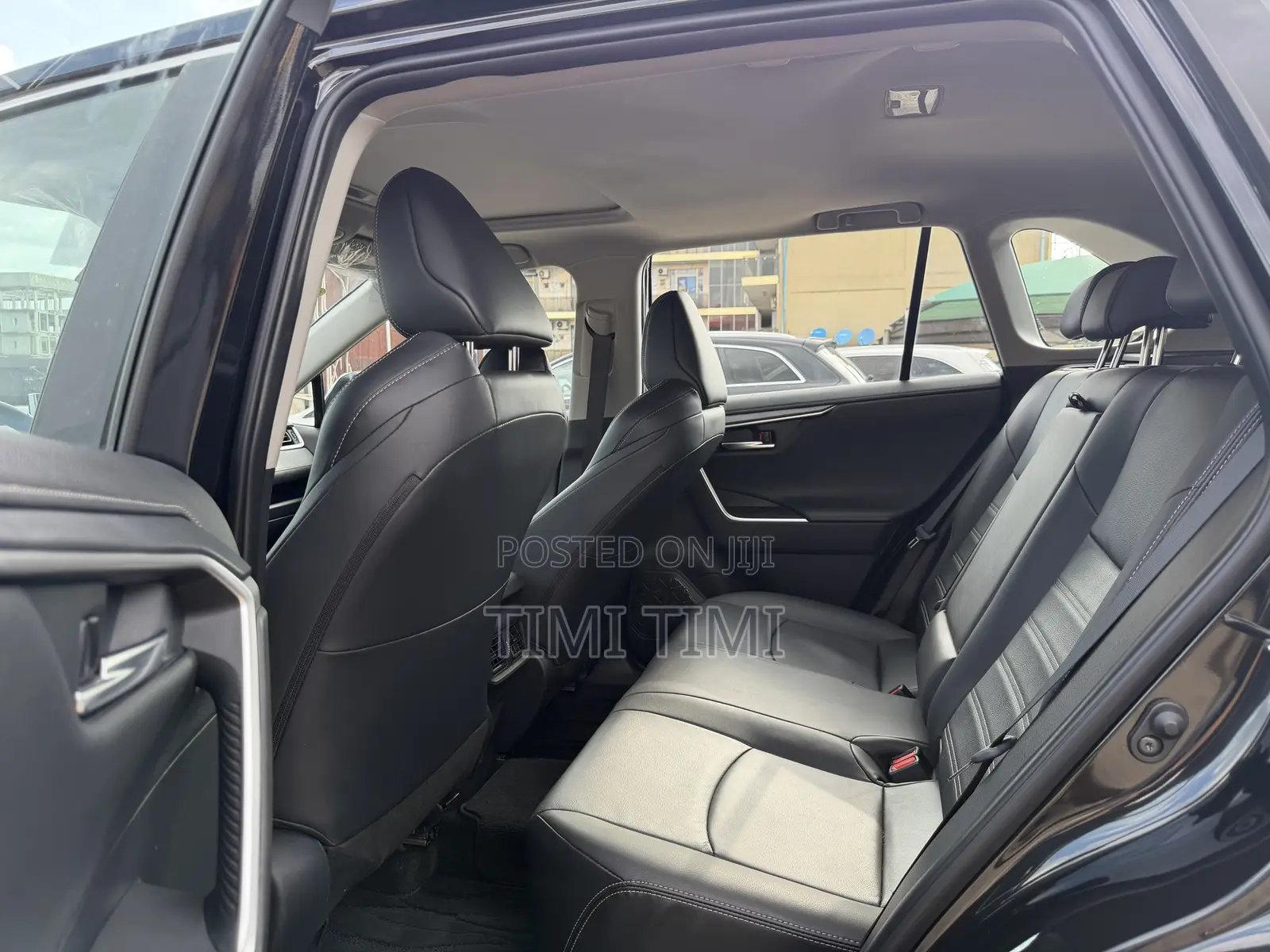 Toyota RAV4 XLE AWD 2024 Black