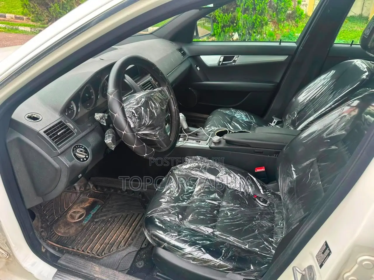 Mercedes-Benz C300 2009 White