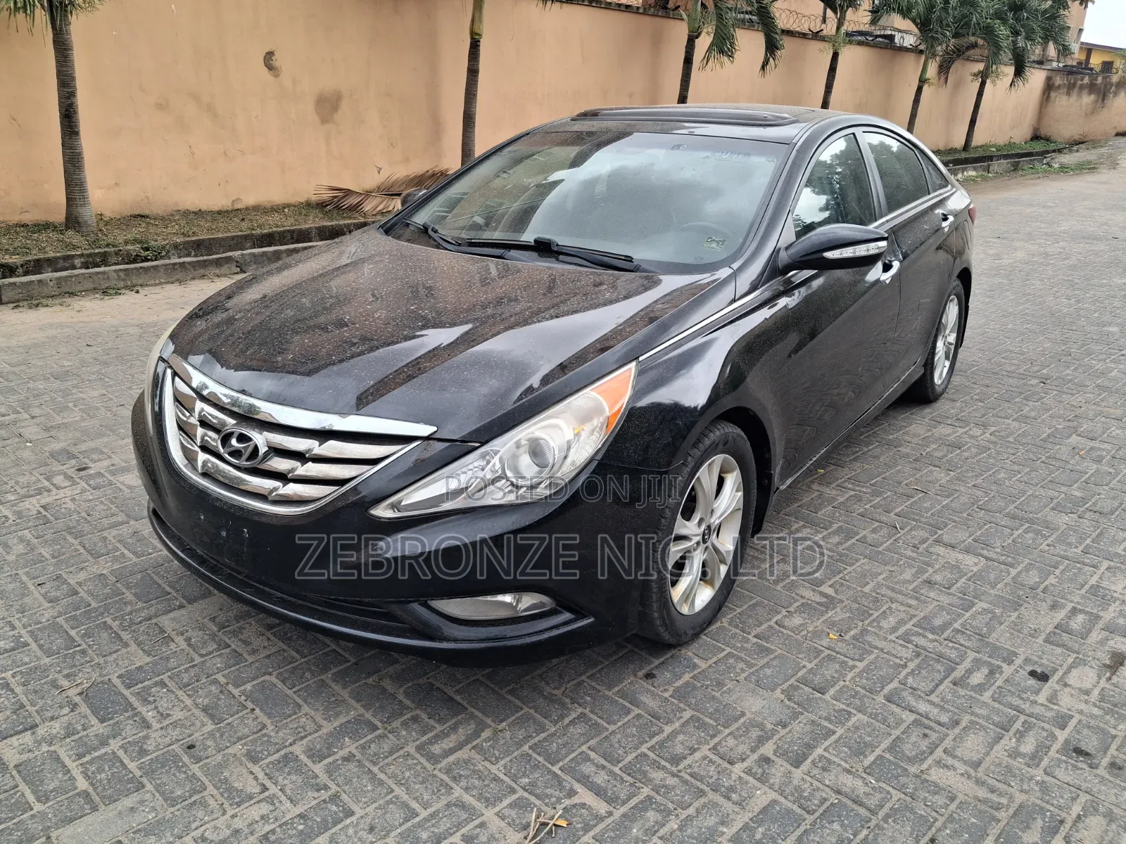 Hyundai Sonata 2011 Black