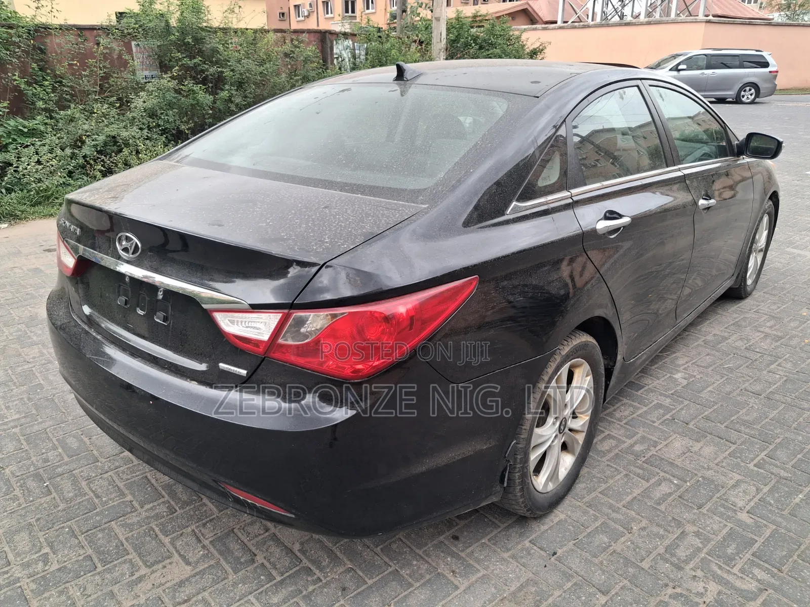 Hyundai Sonata 2011 Black