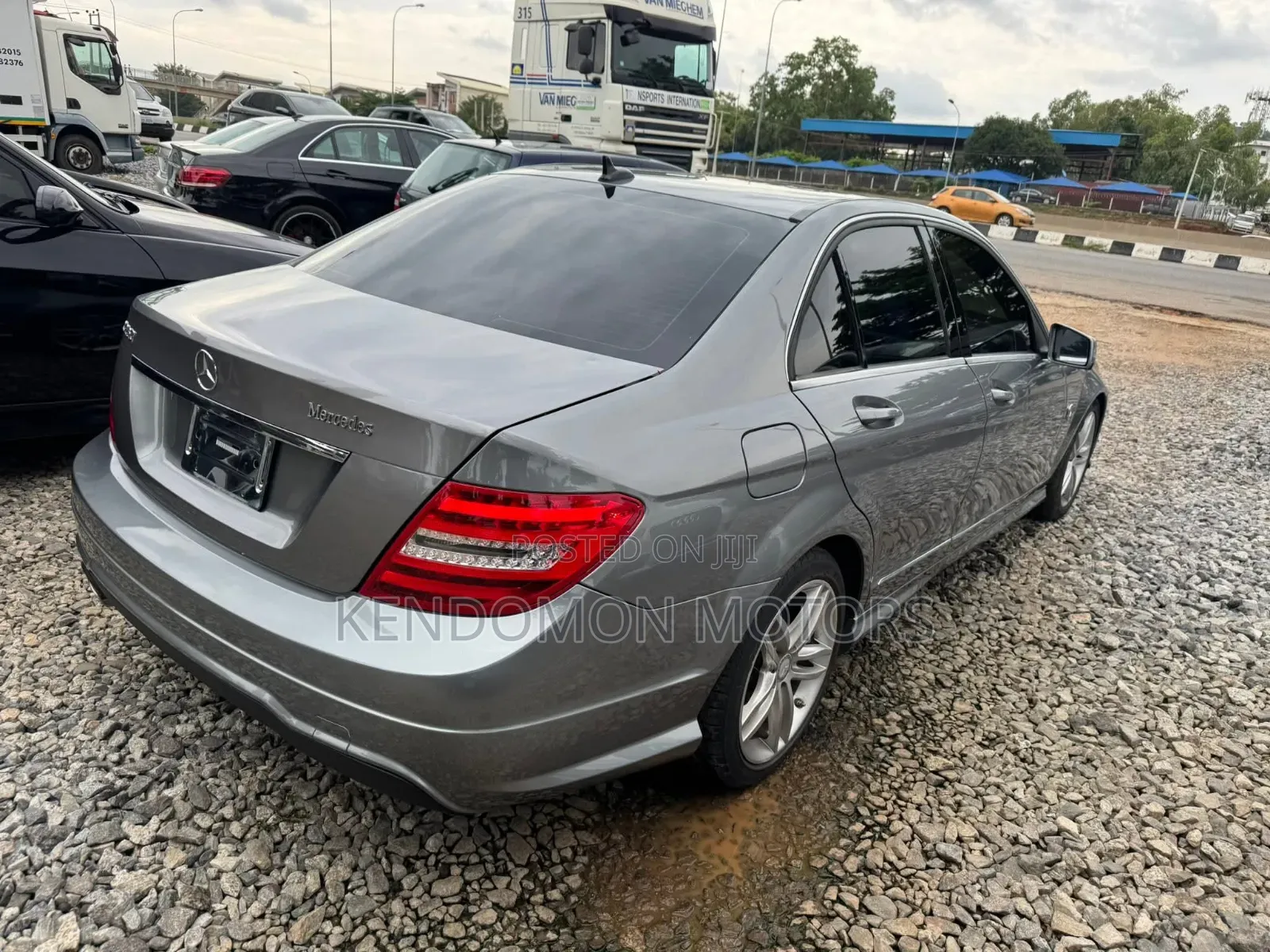 Mercedes-Benz C250 2013 Gray