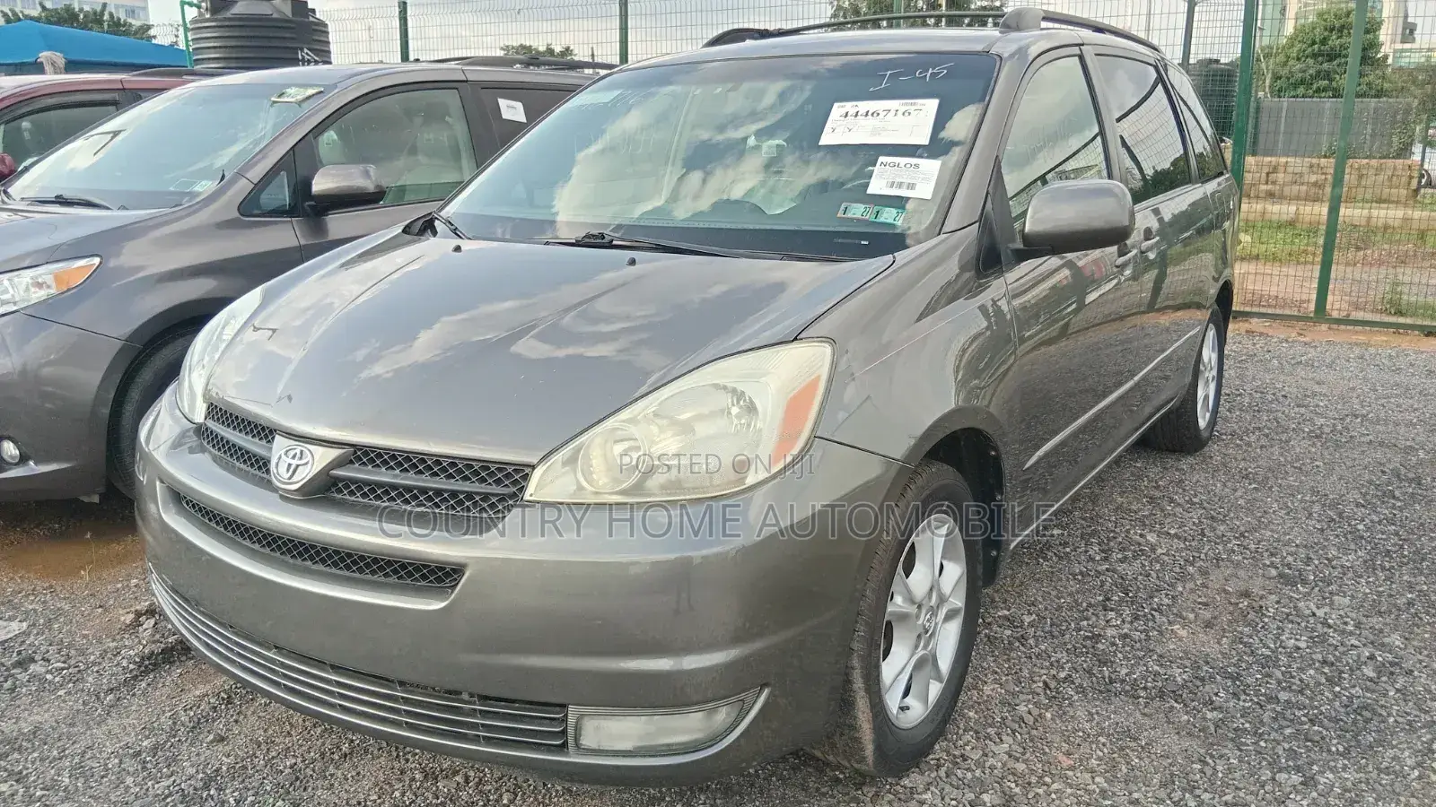 Toyota Sienna XLE FWD 2006 Gray