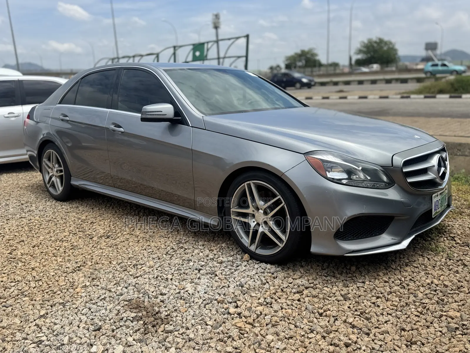 Mercedes-Benz E350 Base 4Matic Sedan AWD (3.5L 6cyl 7A) 2013 Gray