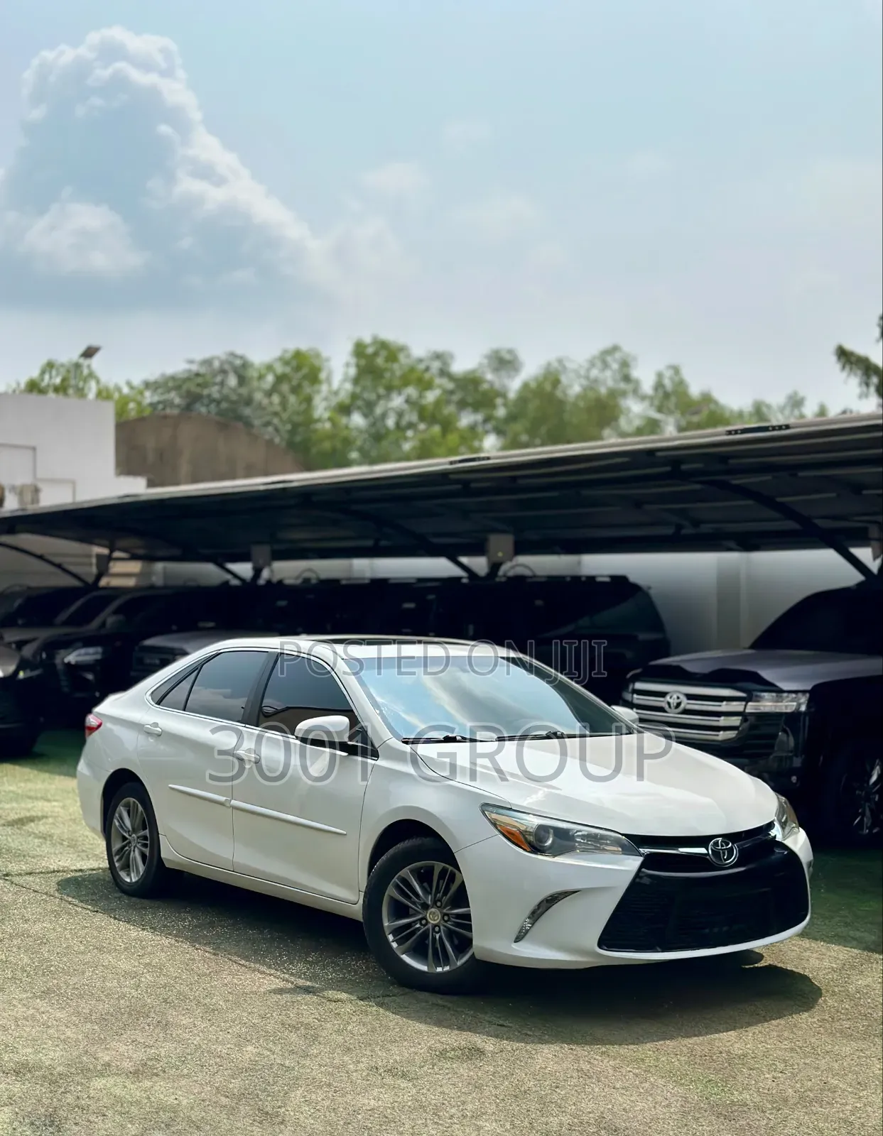 Toyota Camry 2017 White