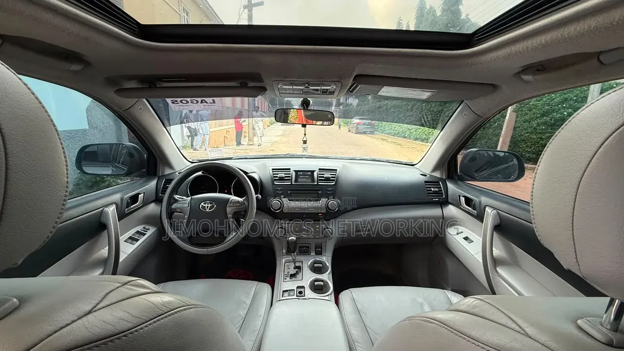 Toyota Highlander 2013 Gray