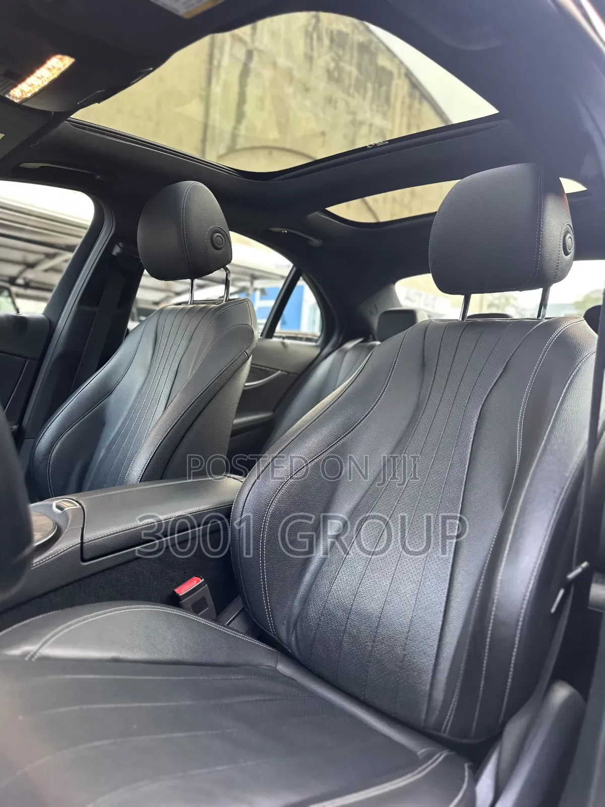 Mercedes-Benz E350 2021 Blue