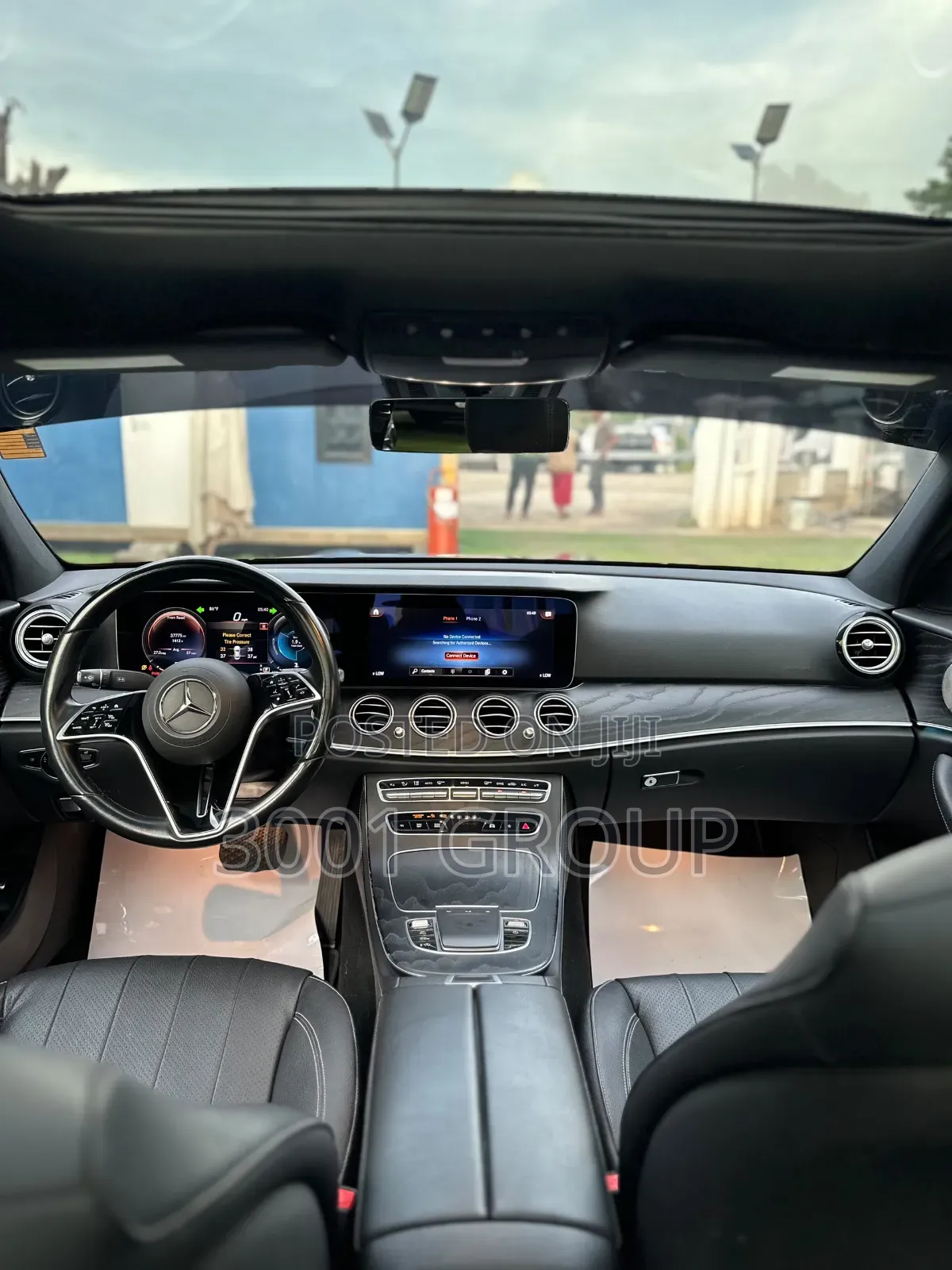 Mercedes-Benz E350 2021 Blue