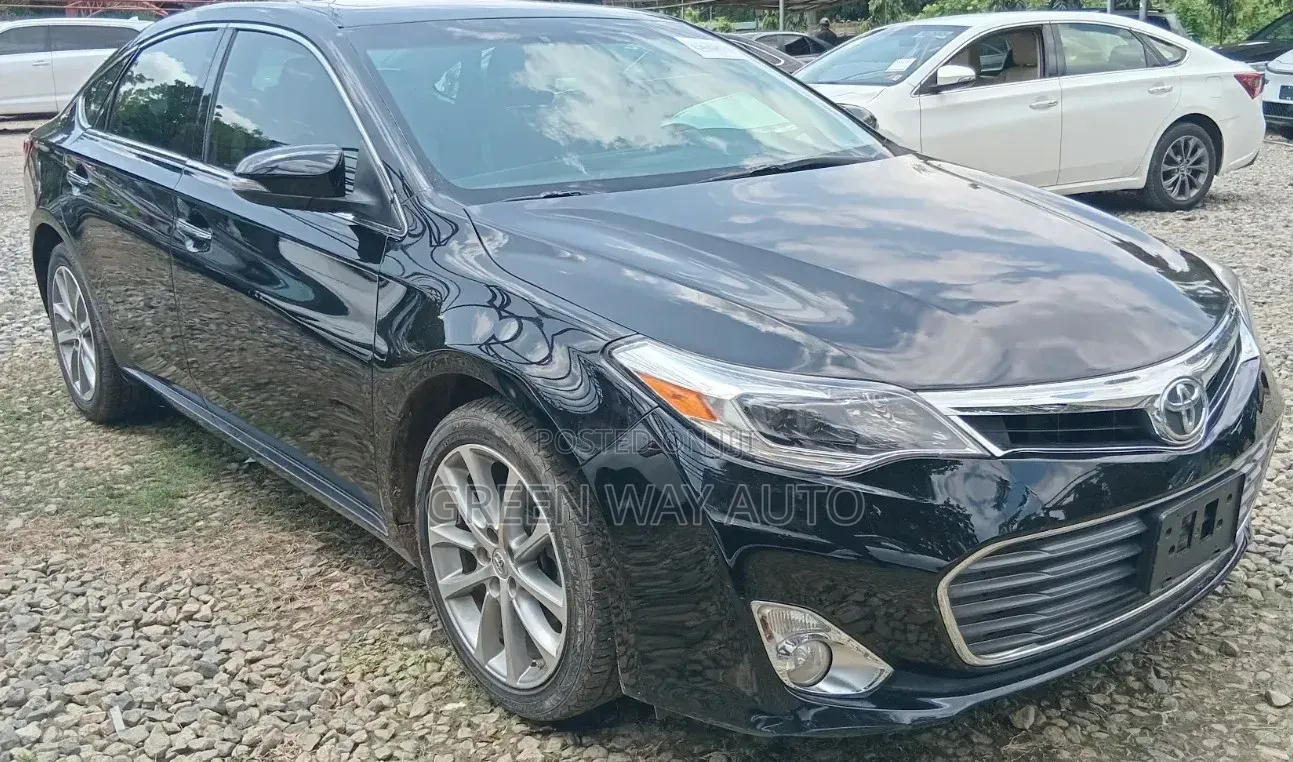 Toyota Avalon XLE Premium 4dr Sedan (3.5L 6cyl 6A) 2014 Matt Black